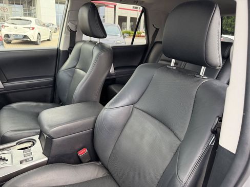 Certified 2022 Toyota 4Runner Limited AWD/4WD image 30