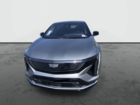 New 2026 Cadillac Optiq V w/ LPO, Floor Liner Package image 3