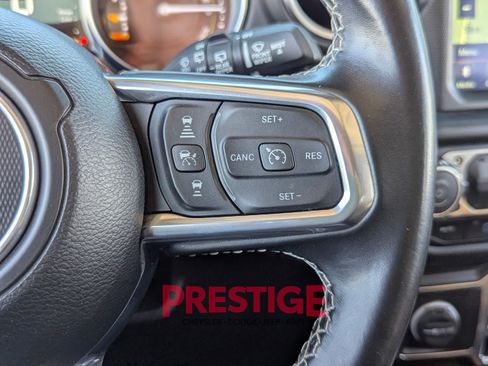 Used 2022 Jeep Wrangler Unlimited Rubicon 4xe w/ Safety Group AWD/4WD image 21