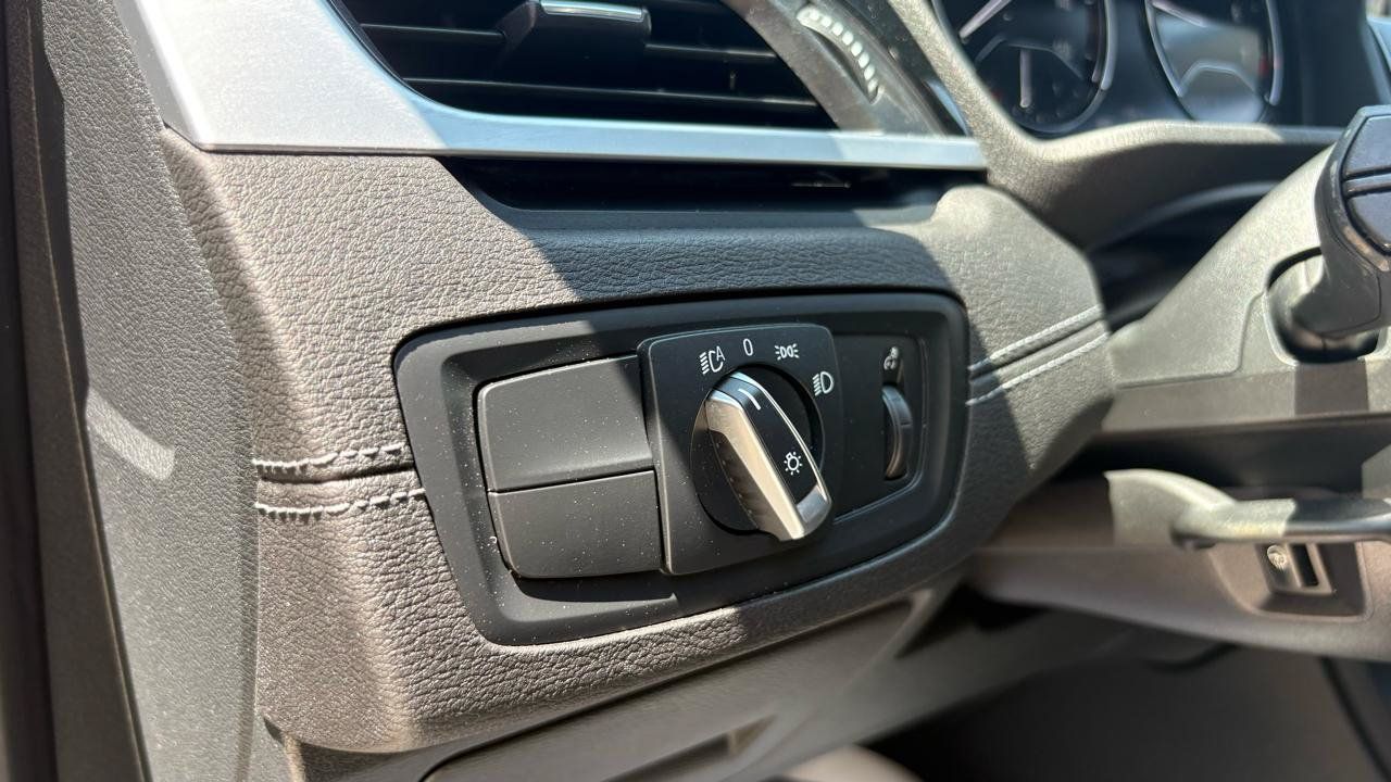 Used 2020 BMW X1 sDrive28i FWD image 22