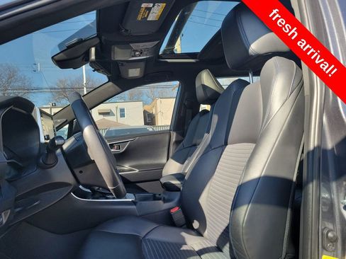 Used 2019 Toyota RAV4 XSE image 20