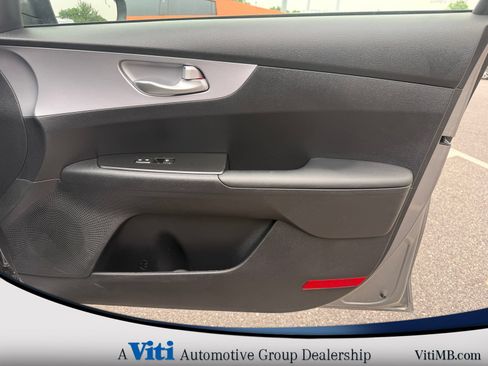 Used 2024 Kia Forte LXS w/ LXS Technology Package FWD image 27