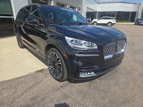 Certified 2024 Lincoln Aviator Black Label AWD/4WD image 13