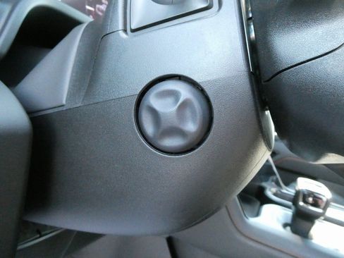 Certified 2024 GMC Sierra 1500 AT4 w/ Technology Package image 27