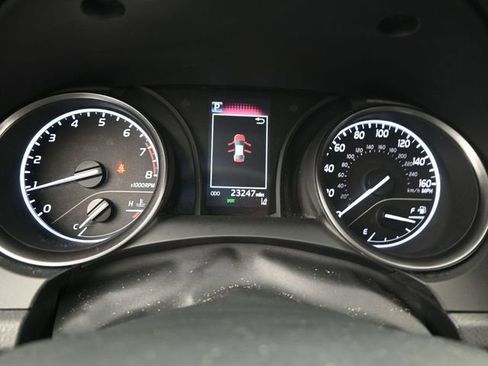 Used 2024 Toyota Camry SE image 8