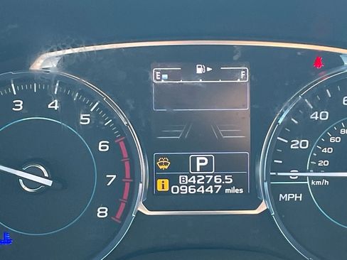 Used 2017 Subaru Forester 2.5i Limited image 9