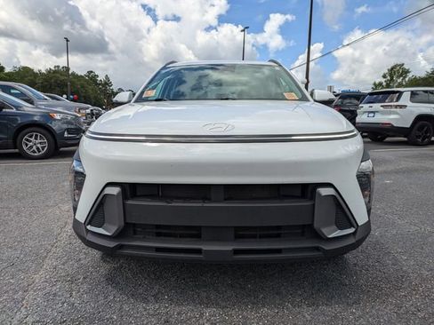Used 2025 Hyundai Kona SEL AWD/4WD image 9