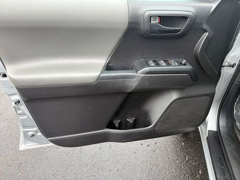 Used 2023 Toyota Tacoma SR image 10