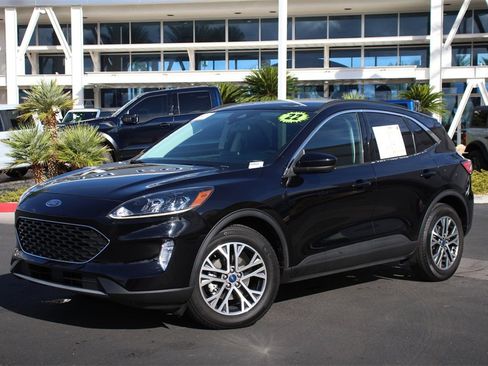 Used 2022 Ford Escape SEL w/ Technology Package image 1