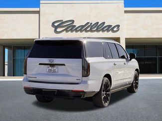 New 2026 Cadillac Escalade ESV Platinum Sport w/ LPO, ONYX Package AWD/4WD video 3