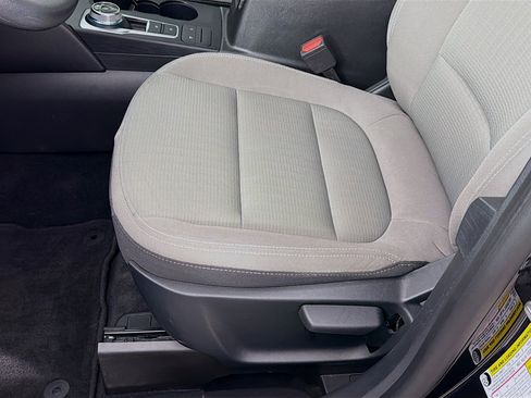 Used 2022 Ford Escape S image 20