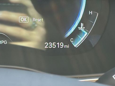 Used 2023 Genesis GV80 2.5T w/ Prestige 20" Package image 30