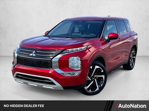 Used 2022 Mitsubishi Outlander SE FWD image 1