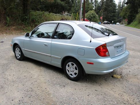 Used 2004 Hyundai Accent GL image 4
