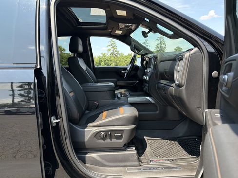 Used 2021 GMC Sierra 1500 AT4 w/ AT4 Premium Package AWD/4WD image 33