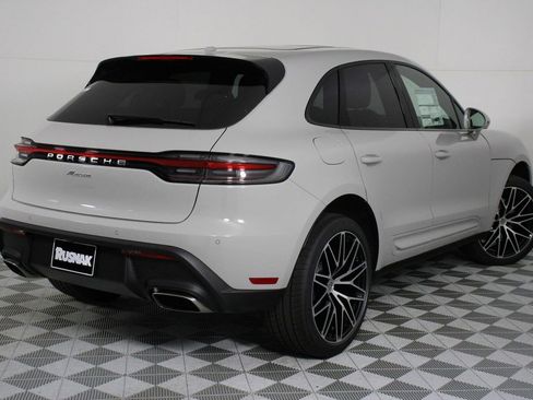 New 2026 Porsche Macan image 7