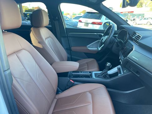 Used 2023 Audi Q3 2.0T Premium w/ Convenience Package image 46