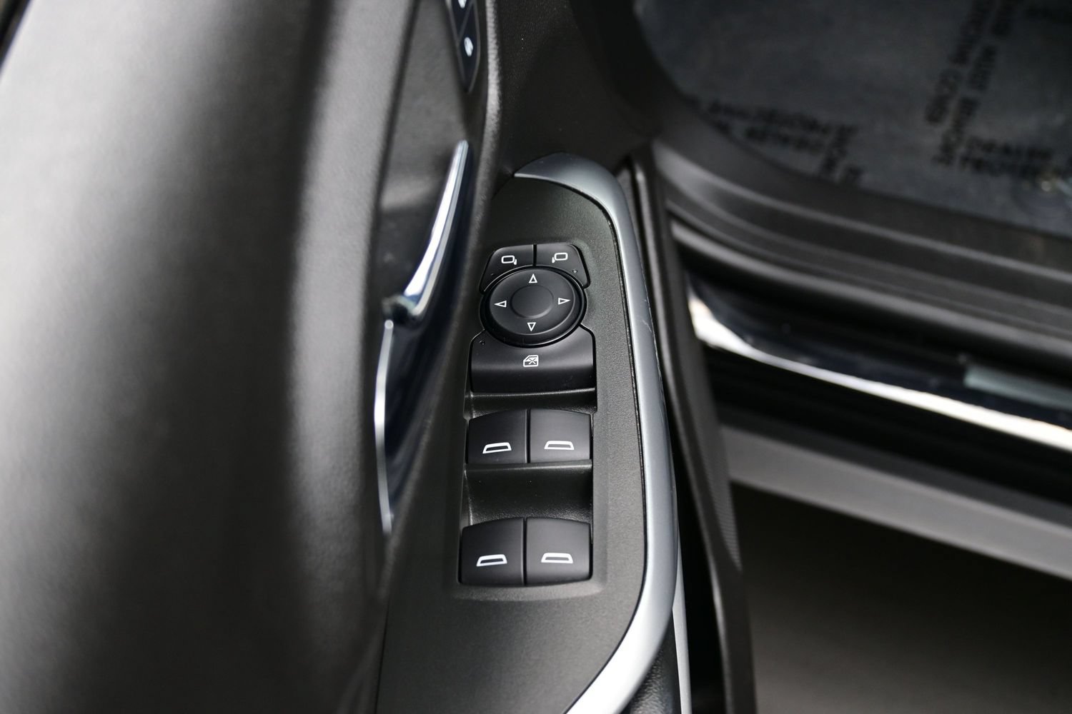 Used 2024 Chevrolet Trax RS w/ Driver Confidence Package FWD image 14