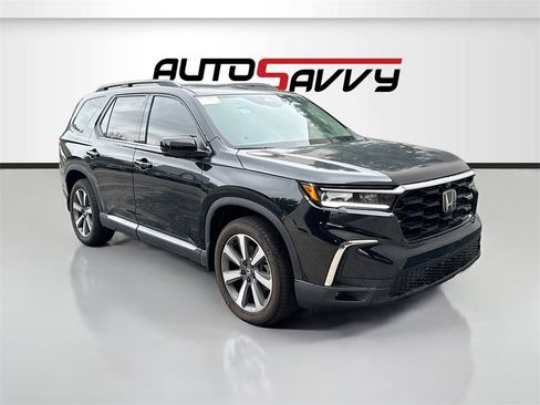 Used 2024 Honda Pilot Elite image 1