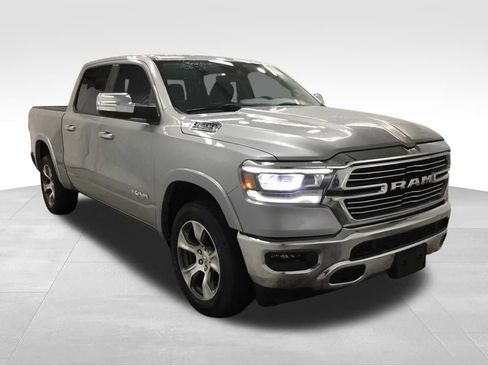 Used 2022 RAM 1500 Laramie AWD/4WD image 3