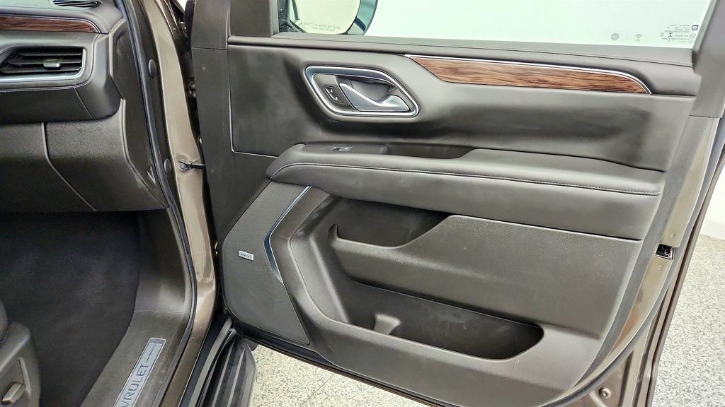 Used 2021 Chevrolet Tahoe LT AWD/4WD image 27