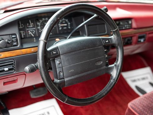 Used 1994 Ford F150 XL image 40