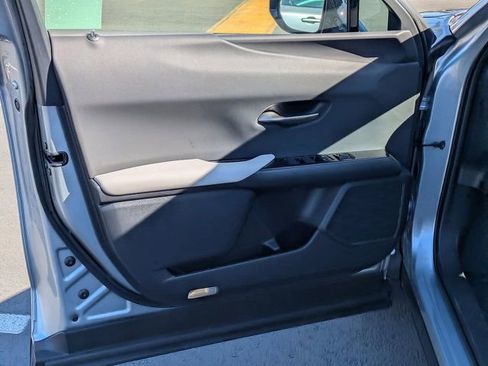 Used 2024 Lexus UX 250h FWD w/ Premium Package image 14