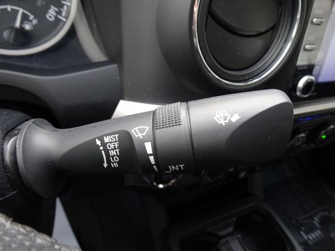 Used 2023 Toyota Tacoma Trail Edition w/ Trail Edition image 25