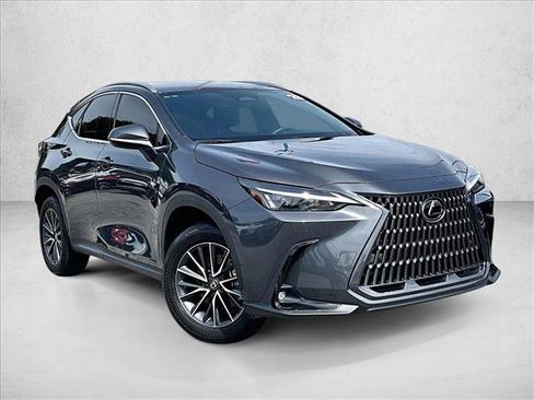 Used 2025 Lexus NX 250 FWD w/ Towing Package (2000 Lbs) image 12