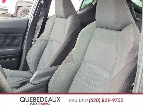 Used 2021 Toyota C-HR LE FWD image 12