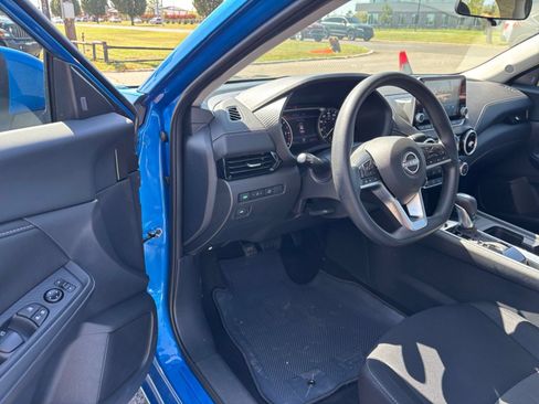 Used 2025 Nissan Sentra SV FWD image 31