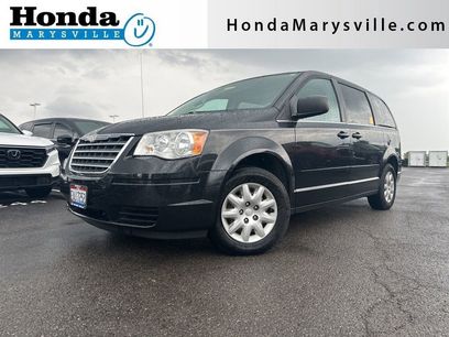 Used 2010 Chrysler Town & Country LX