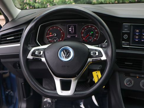 Used 2020 Volkswagen Jetta S w/ Driver Assistance Package FWD image 24