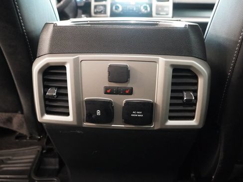 Used 2019 Ford F150 Lariat w/ Equipment Group 502A Luxury AWD/4WD image 29