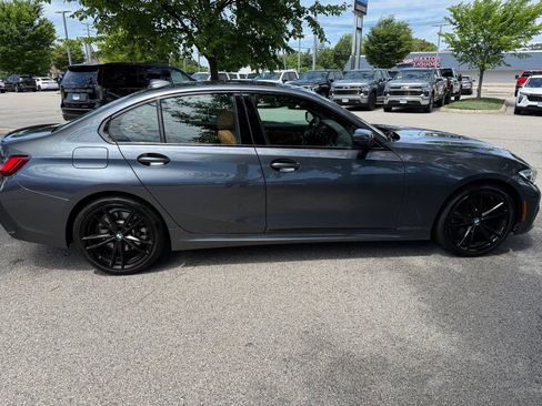 Used 2022 BMW 330i xDrive Sedan w/ M Sport Package AWD/4WD image 6