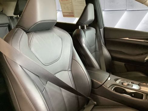 Used 2023 INFINITI QX60 Sensory w/ Cargo Package image 14