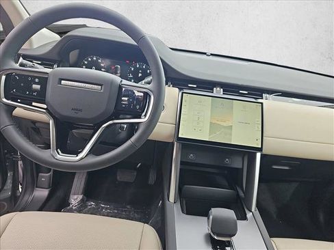 New 2025 Land Rover Discovery Sport S image 22