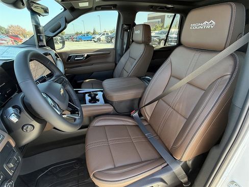 New 2026 Chevrolet Tahoe High Country w/ Sun And Tow Package image 22