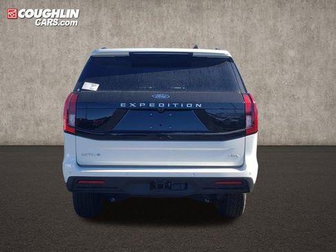 New 2025 Ford Expedition Max Active image 7