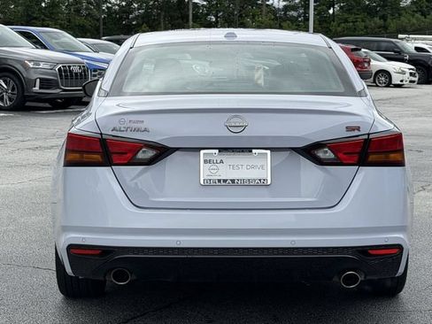 Used 2024 Nissan Altima 2.5 SR FWD image 4