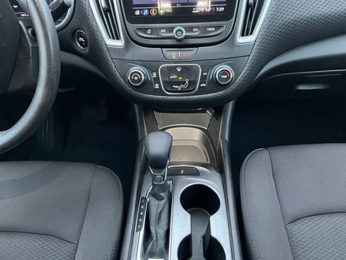 Used 2023 Chevrolet Malibu LS image 22