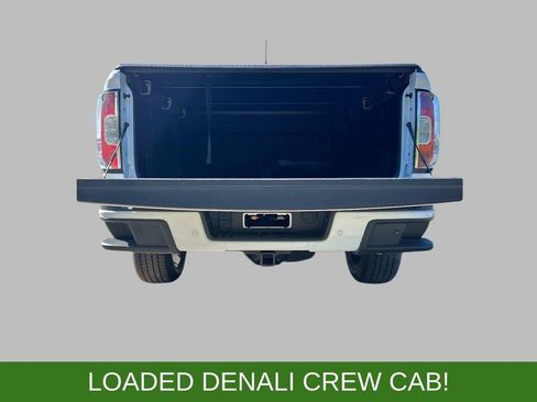Used 2022 GMC Canyon Denali AWD/4WD image 11