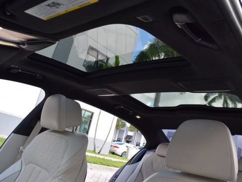 Used 2017 BMW ALPINA B7 xDrive image 78