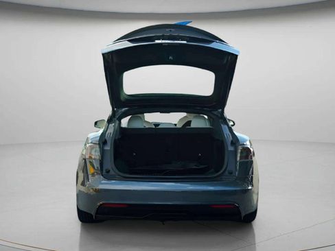 Used 2021 Tesla Model S Plaid image 15