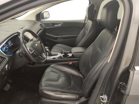 Used 2015 Ford Edge Titanium image 17