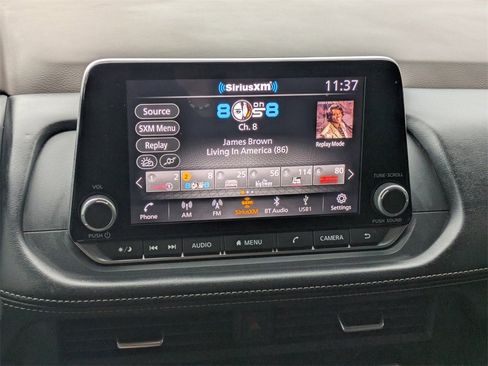 Used 2023 Nissan Rogue S image 20