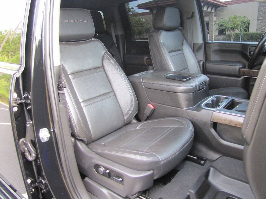Used 2021 GMC Sierra 2500 Denali w/ Denali Ultimate Package AWD/4WD image 14