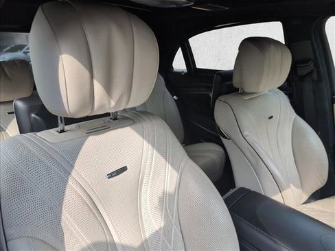 Used 2015 Mercedes-Benz S 63 AMG 4MATIC Sedan image 24