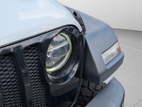 Used 2021 Jeep Wrangler Unlimited Sport AWD/4WD image 26