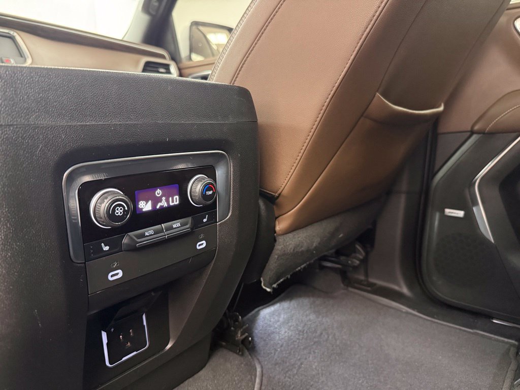Used 2022 Chevrolet Tahoe High Country RWD image 20